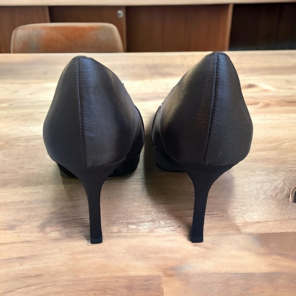 NIB Women’s Black Stilettos. Size 10. - Picture 3 of 4